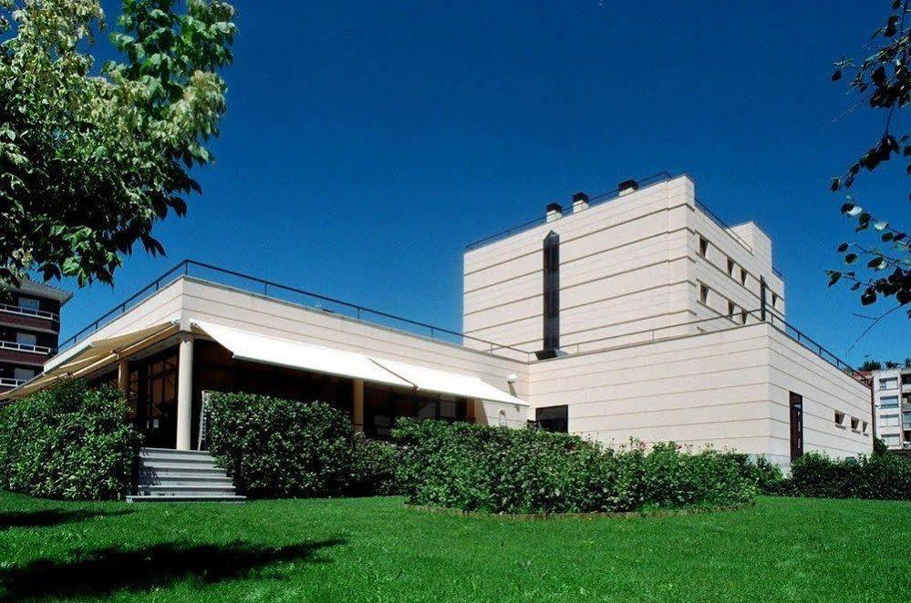 Luz Hotel Haro Bagian luar foto